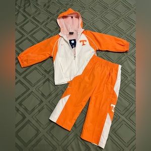 NWT! Nike Team Tennessee Volunteers toddler tracksuit 2T